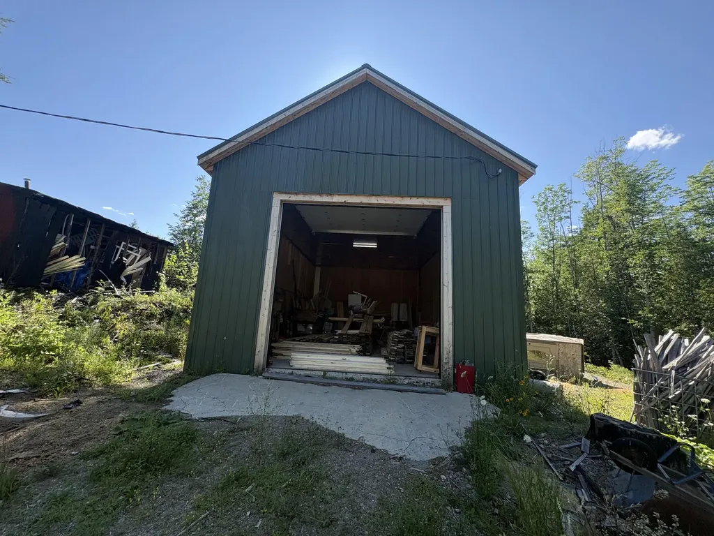 2801 Lee Road Lee ME 04455