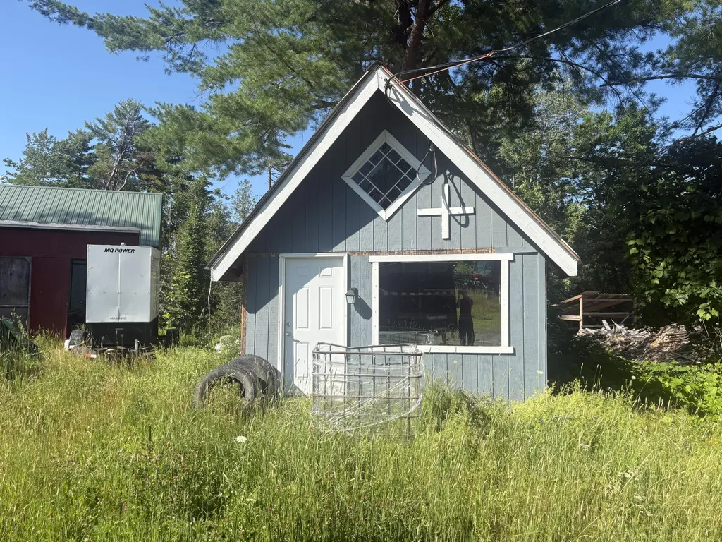 2801 Lee Road Lee ME 04455