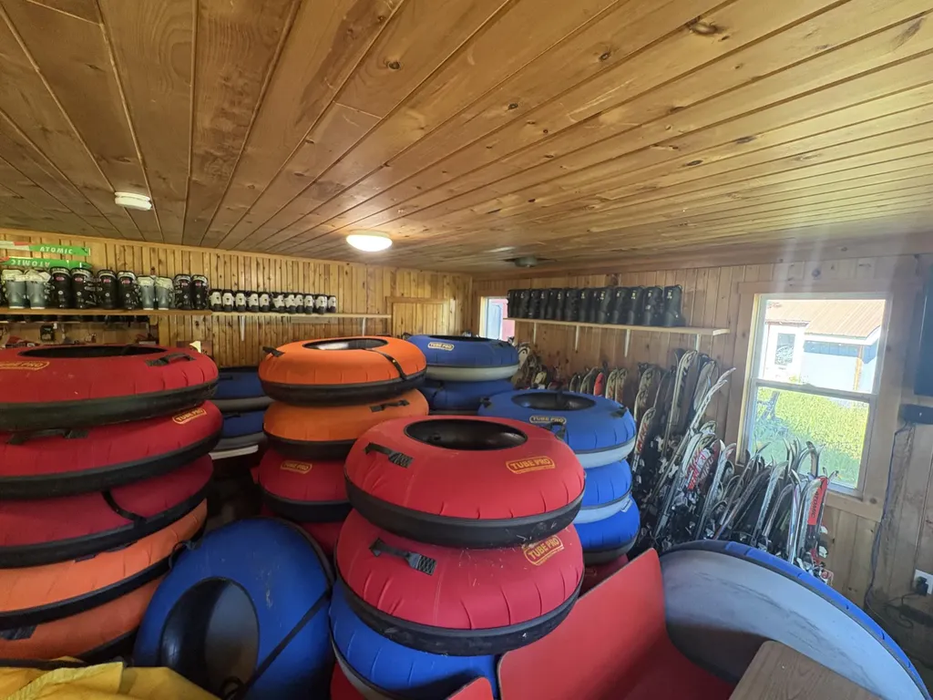 2801 Lee Road Lee ME 04455