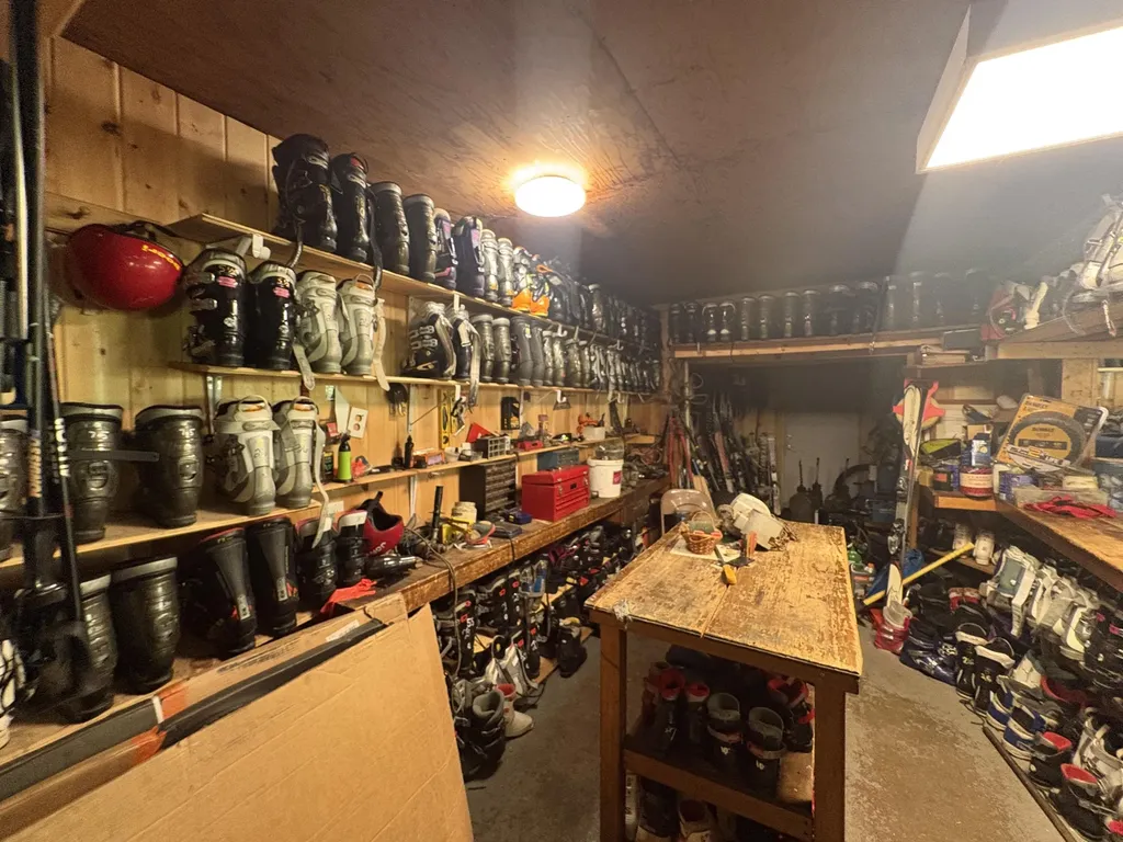 2801 Lee Road Lee ME 04455