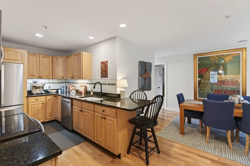 66 Delaware Court Portland ME 04103