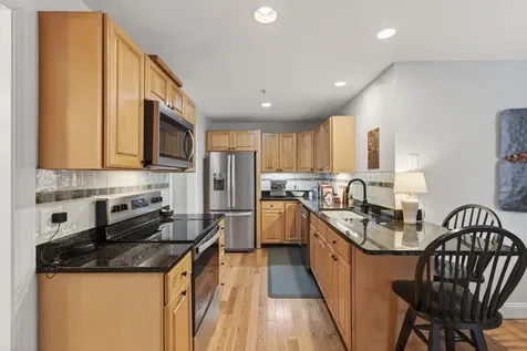66 Delaware Court Portland ME 04103