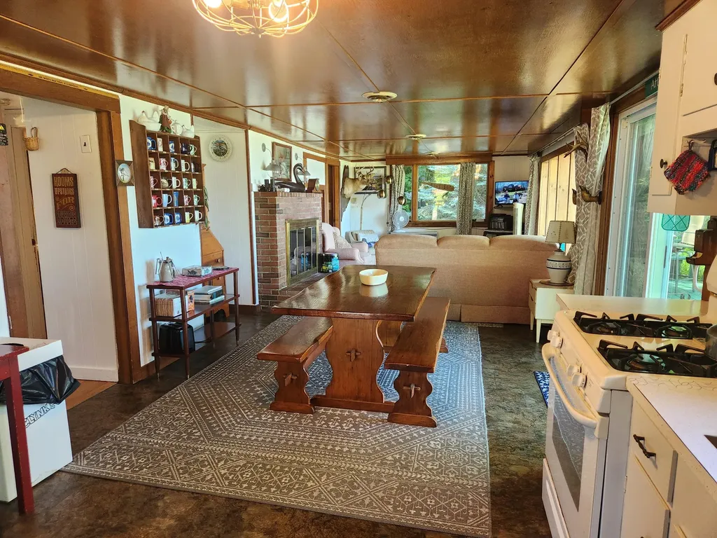 84 Pinewood Cove Road Jefferson ME 04348
