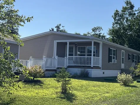 21 Williams Way Poland ME 04274