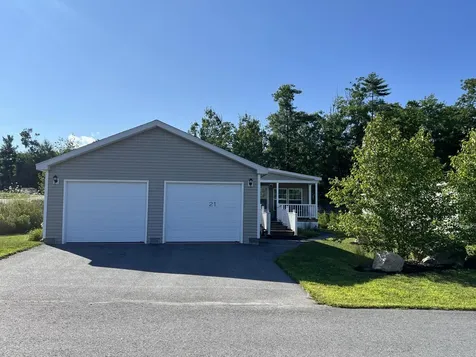 21 Williams Way Poland ME 04274