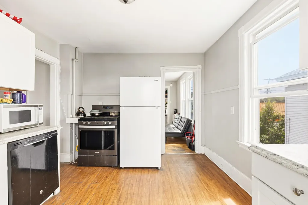 135 Ocean Street South Portland ME 04106