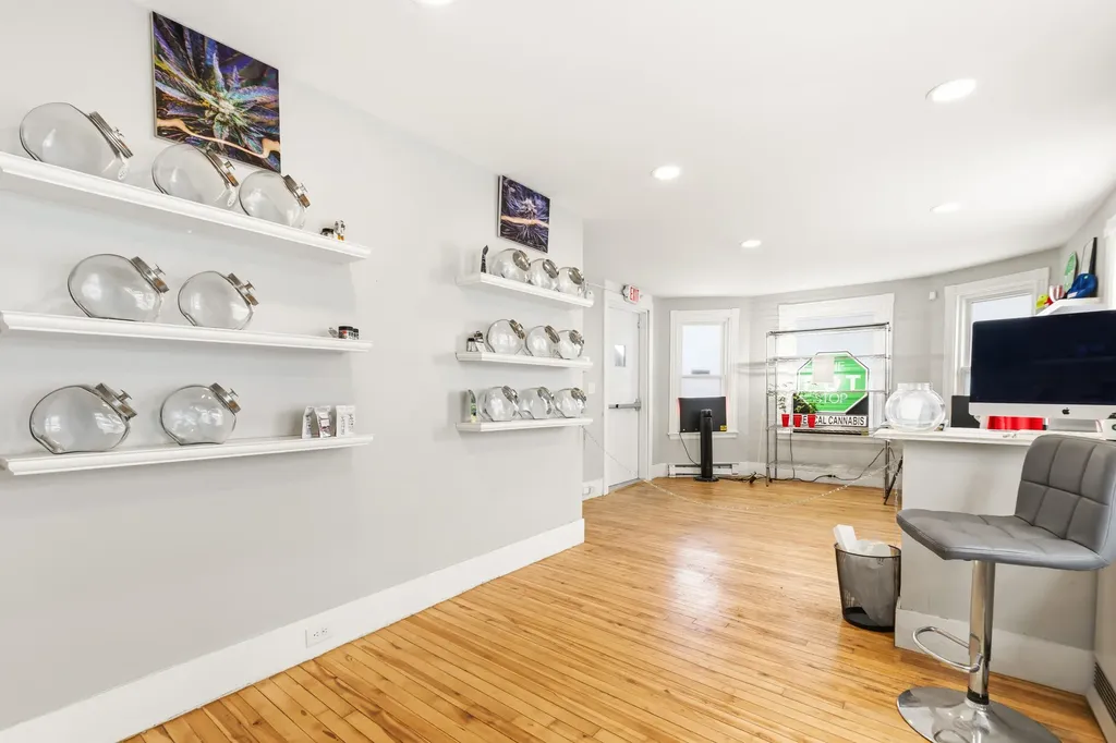 135 Ocean Street South Portland ME 04106