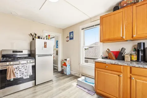 135 Ocean Street South Portland ME 04106