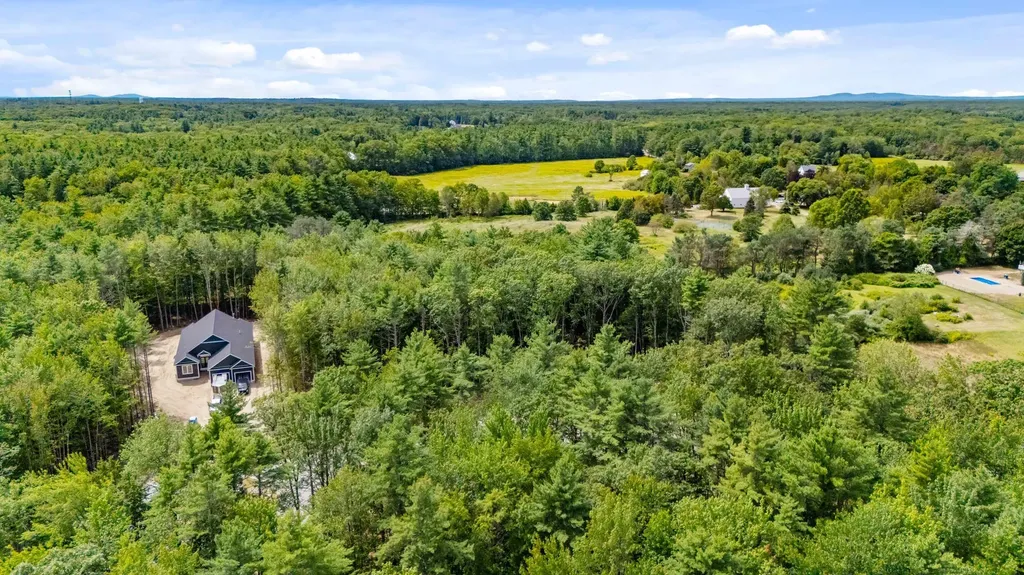 2 Dogwood Circle Kennebunk ME 04043