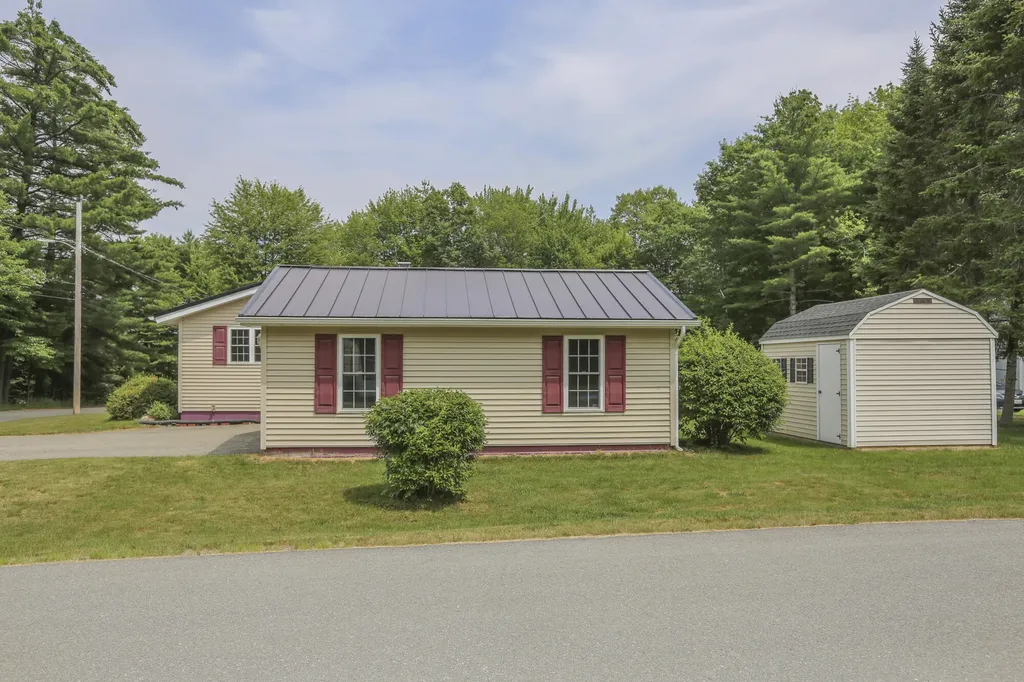 86 Prentiss Street Old Town ME 04468
