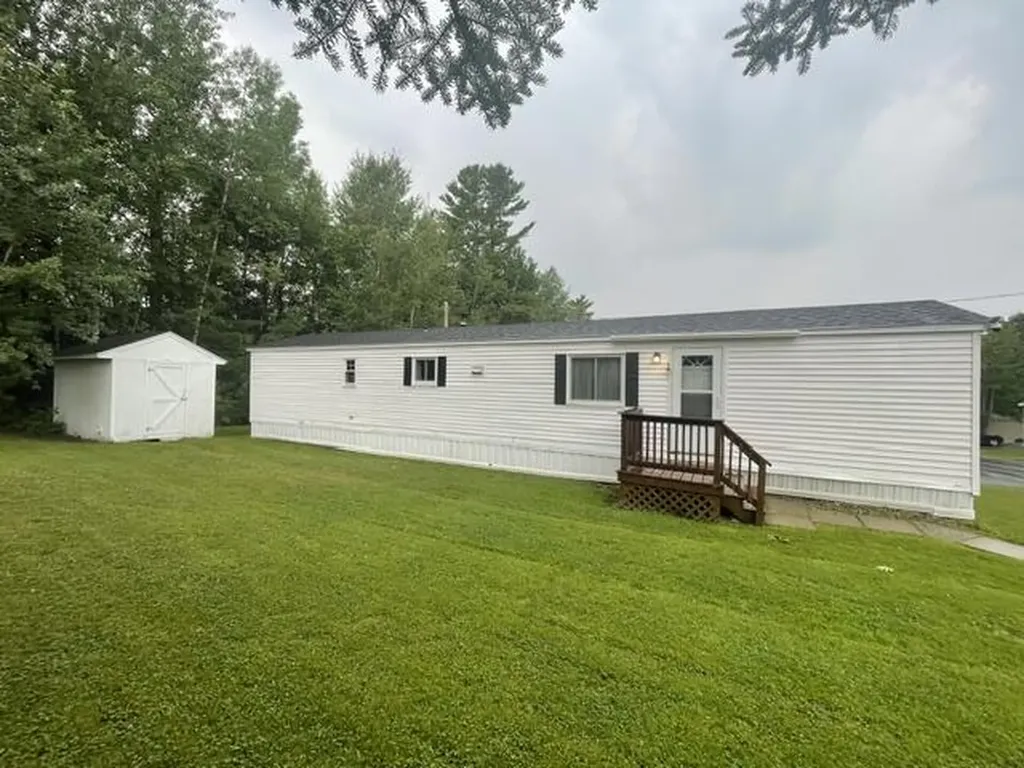 104 Sparrow Drive Augusta ME 04330