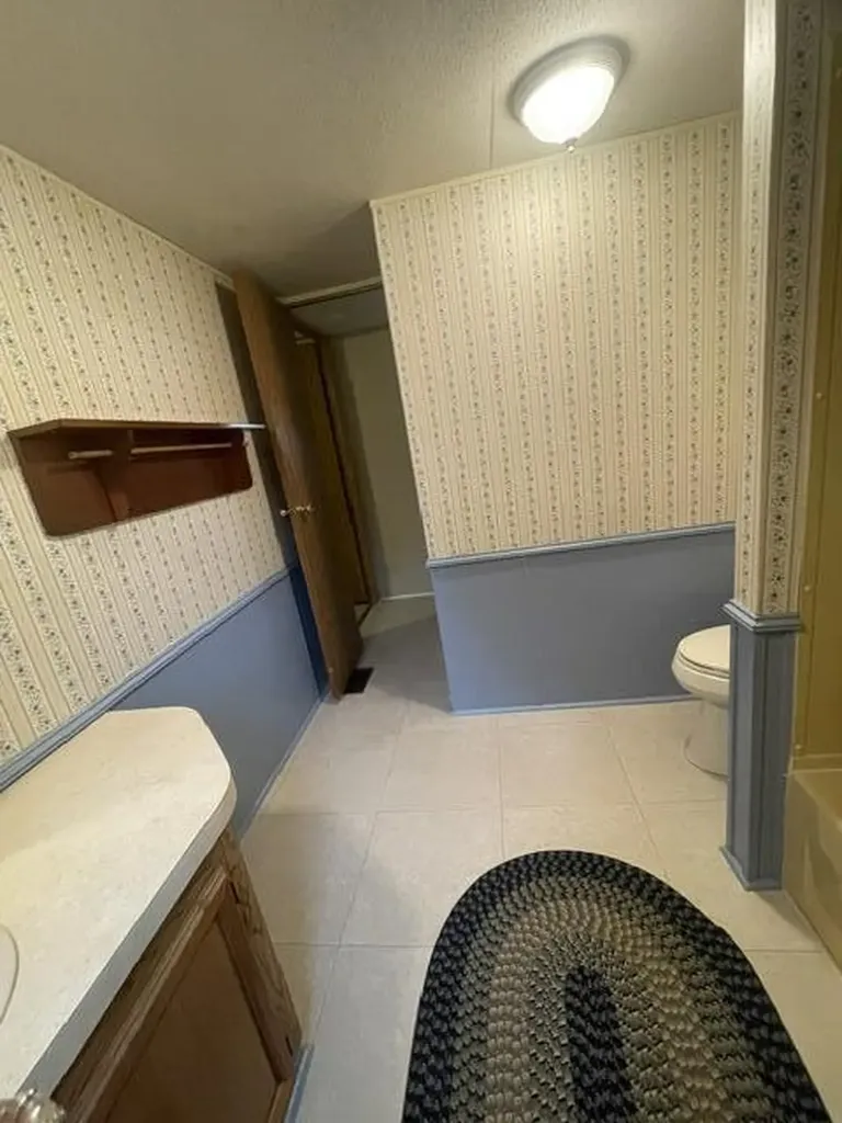 104 Sparrow Drive Augusta ME 04330