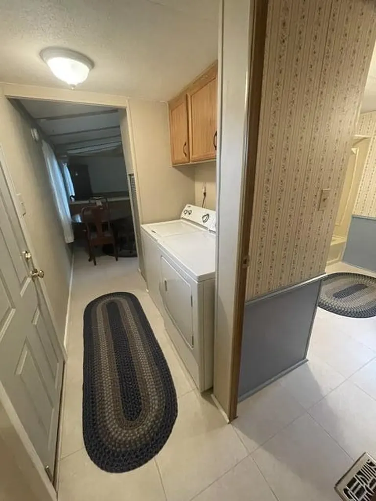 104 Sparrow Drive Augusta ME 04330