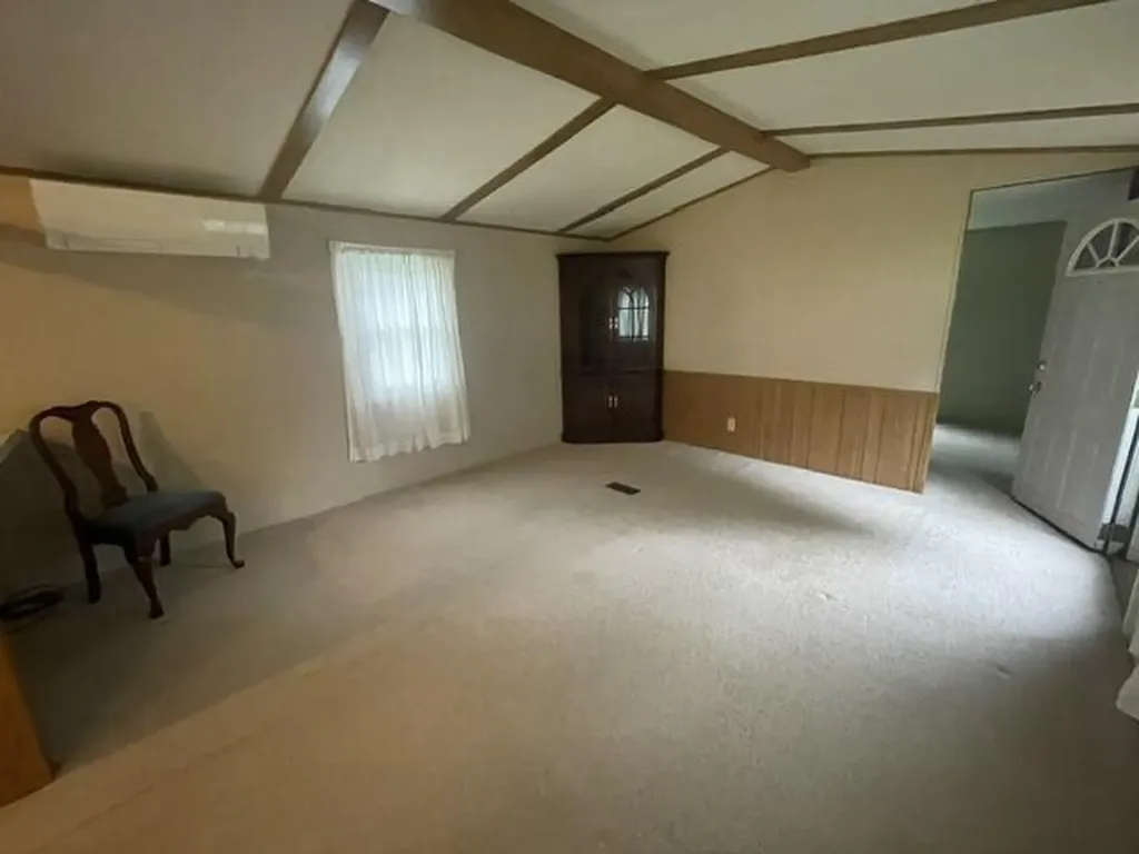 104 Sparrow Drive Augusta ME 04330