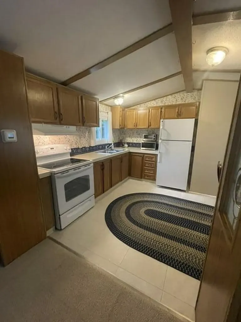 104 Sparrow Drive Augusta ME 04330