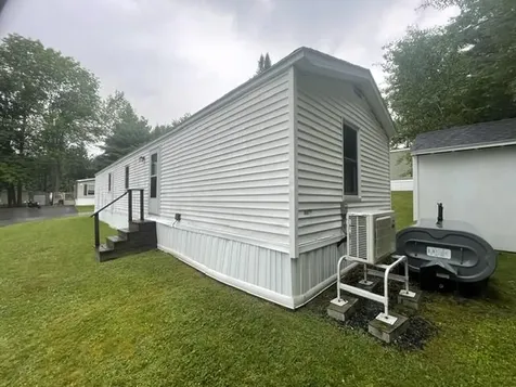 104 Sparrow Drive Augusta ME 04330