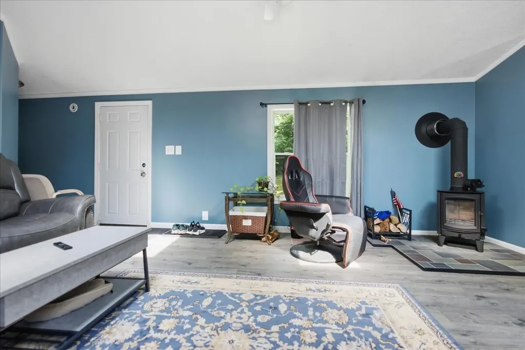 1040 Hallowell Litchfield Road West Gardiner ME 04345