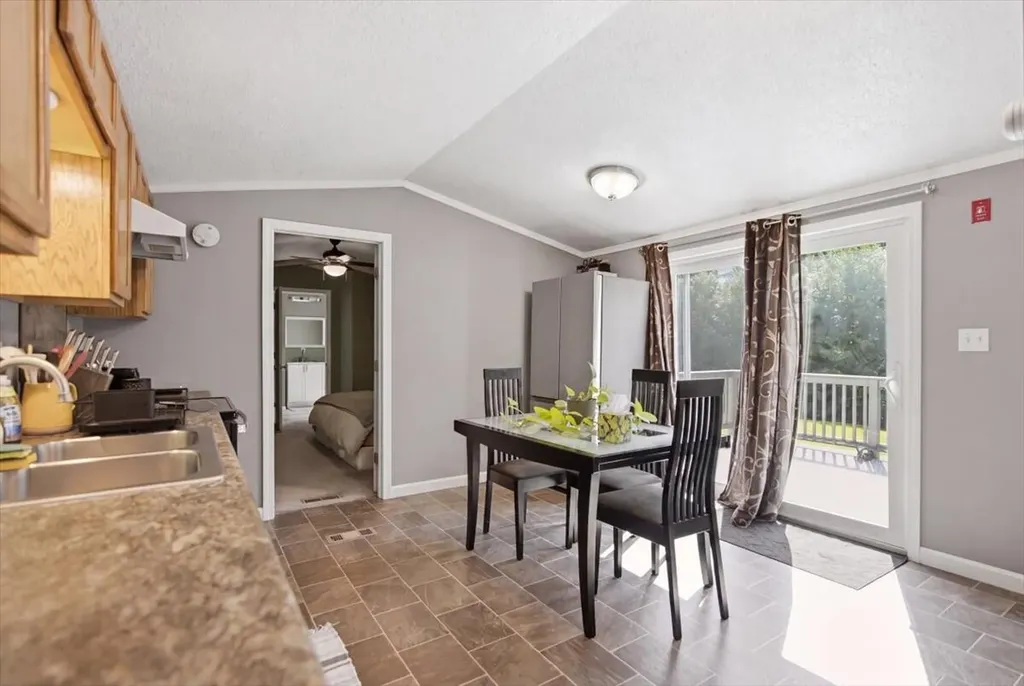 1040 Hallowell Litchfield Road West Gardiner ME 04345