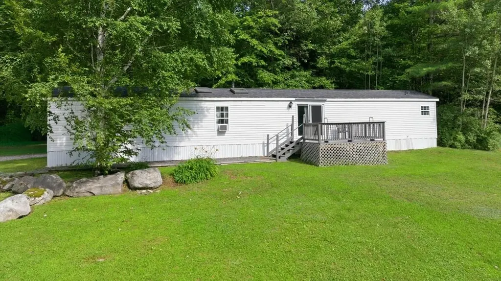 1040 Hallowell Litchfield Road West Gardiner ME 04345