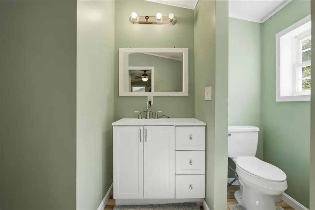 1040 Hallowell Litchfield Road West Gardiner ME 04345