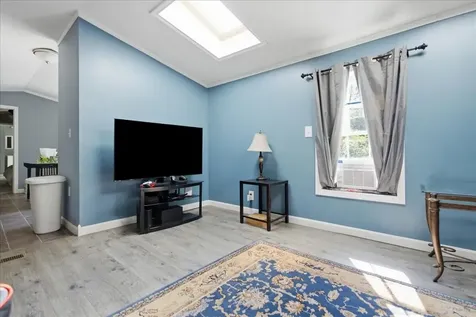 1040 Hallowell Litchfield Road West Gardiner ME 04345