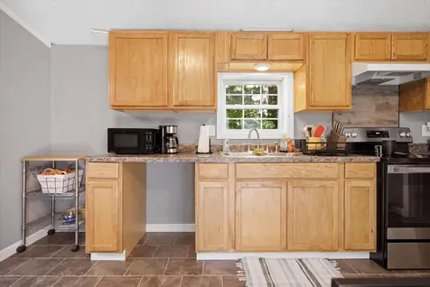 1040 Hallowell Litchfield Road West Gardiner ME 04345