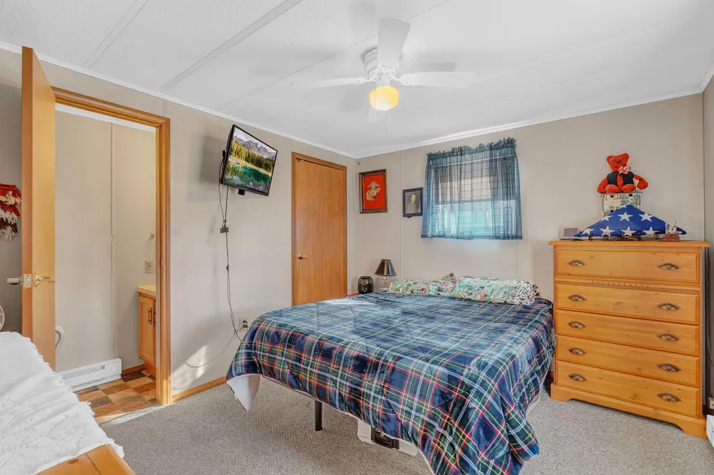 42 Robin Lane Windham ME 04062