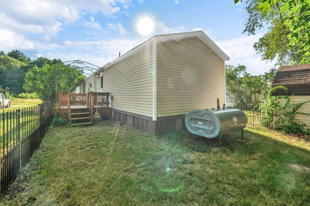 42 Robin Lane Windham ME 04062