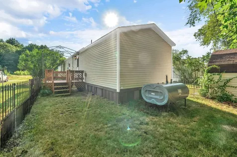42 Robin Lane Windham ME 04062