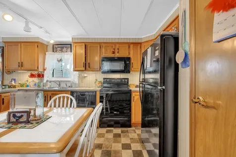 42 Robin Lane Windham ME 04062