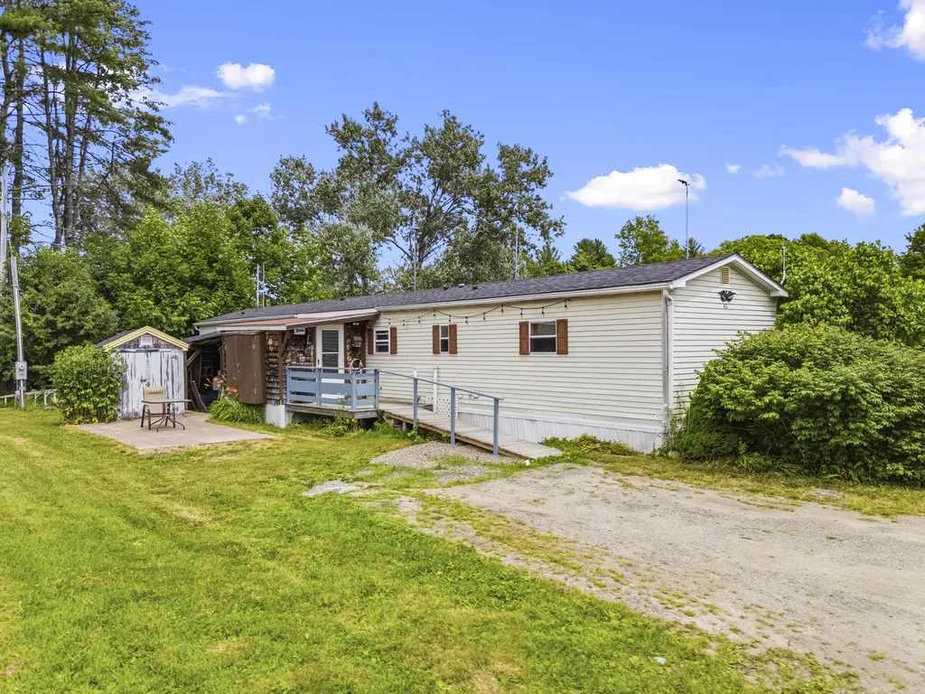 43 Medomak Mobile Home Park Waldoboro ME 04572