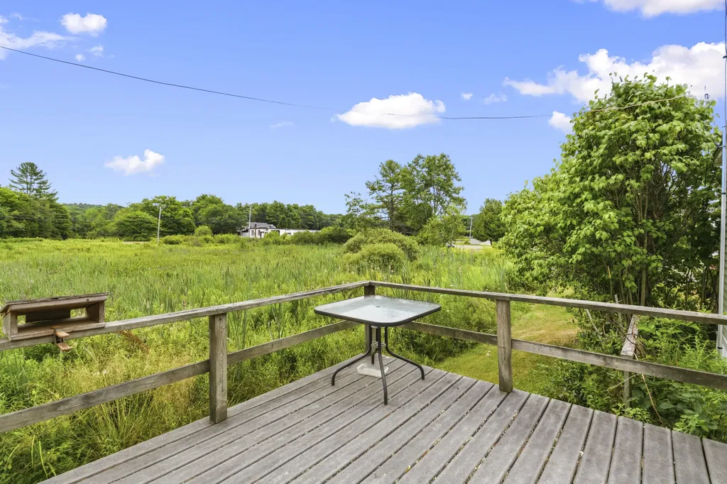 43 Medomak Mobile Home Park Waldoboro ME 04572