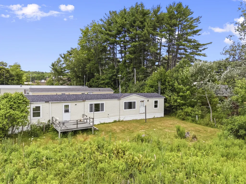 43 Medomak Mobile Home Park Waldoboro ME 04572