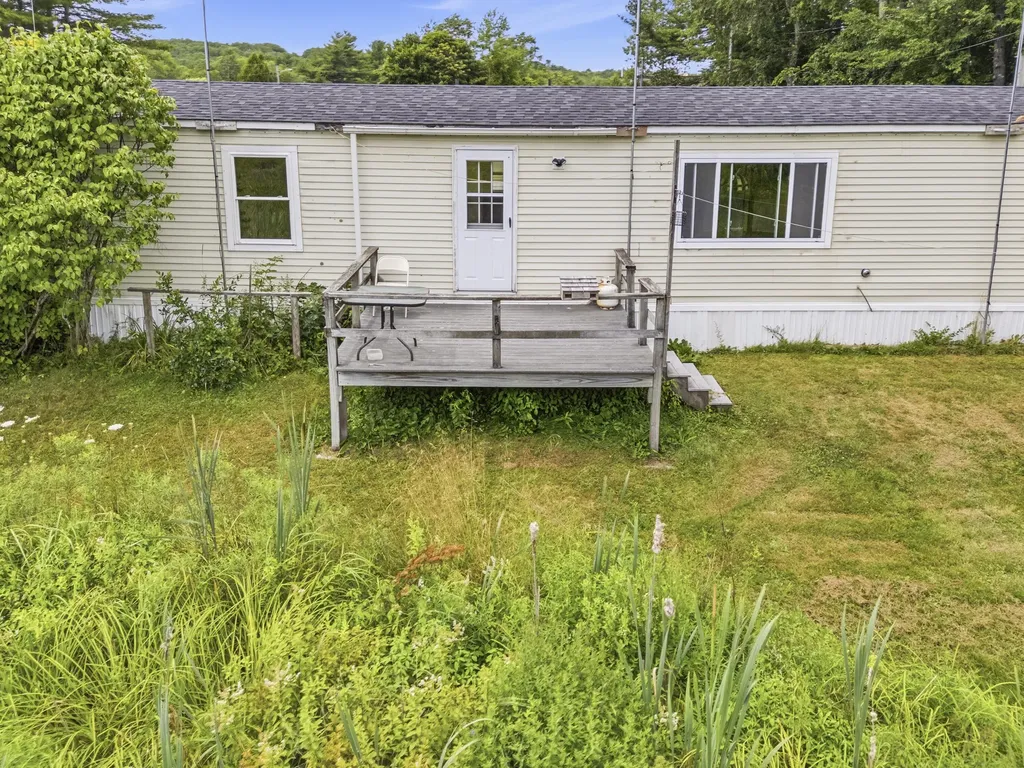 43 Medomak Mobile Home Park Waldoboro ME 04572