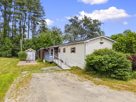 43 Medomak Mobile Home Park Waldoboro ME 04572