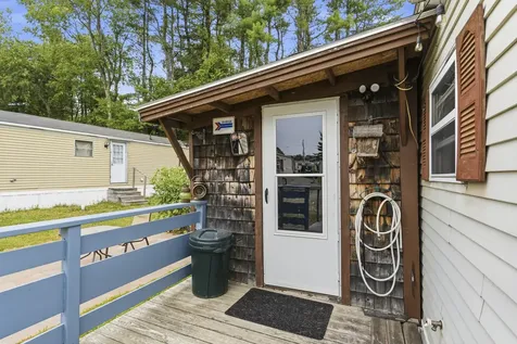 43 Medomak Mobile Home Park Waldoboro ME 04572