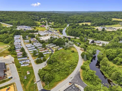 43 Medomak Mobile Home Park Waldoboro ME 04572