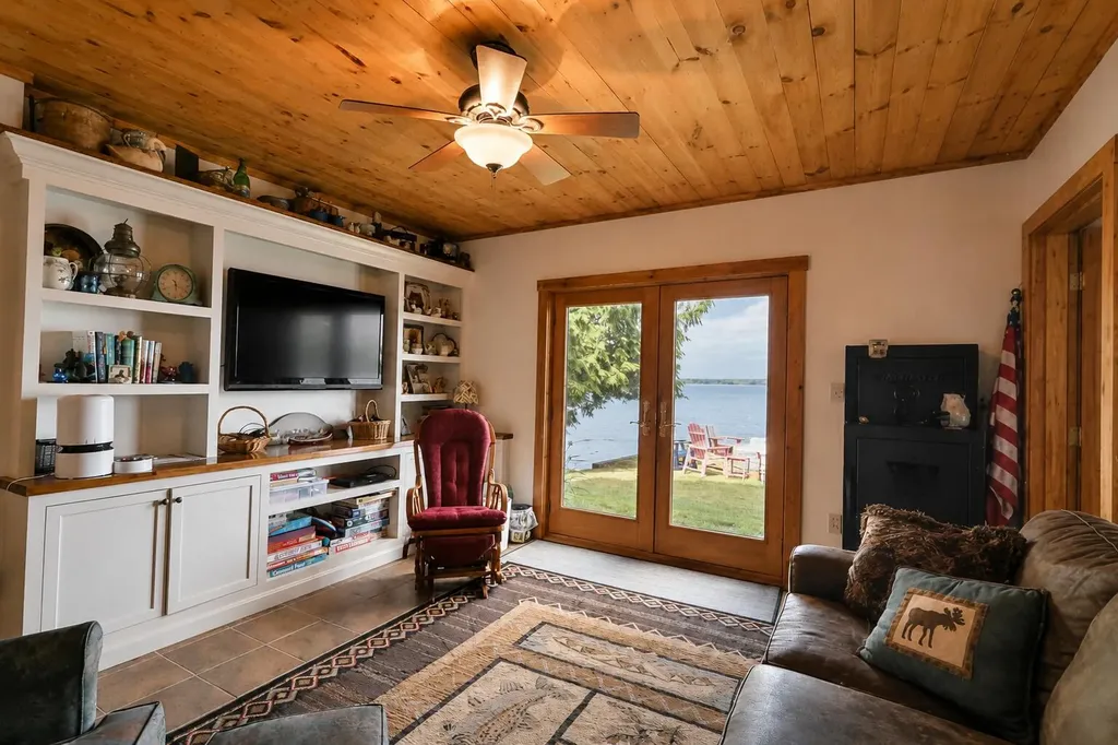 3965 Rockwood Road Rockwood T1 R1 Nbkp ME 04478
