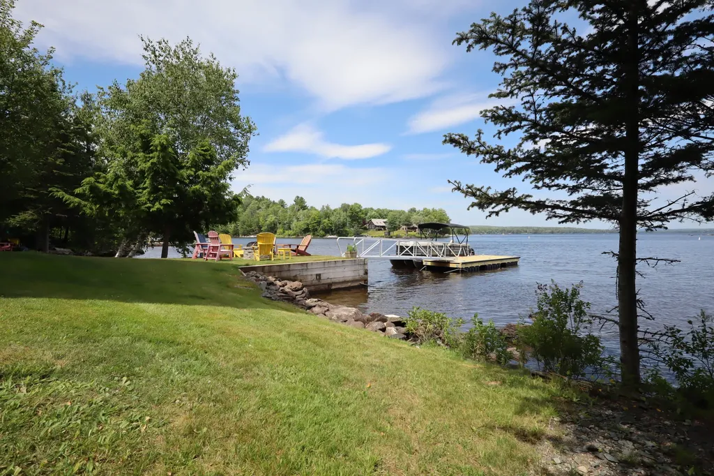 3965 Rockwood Road Rockwood T1 R1 Nbkp ME 04478
