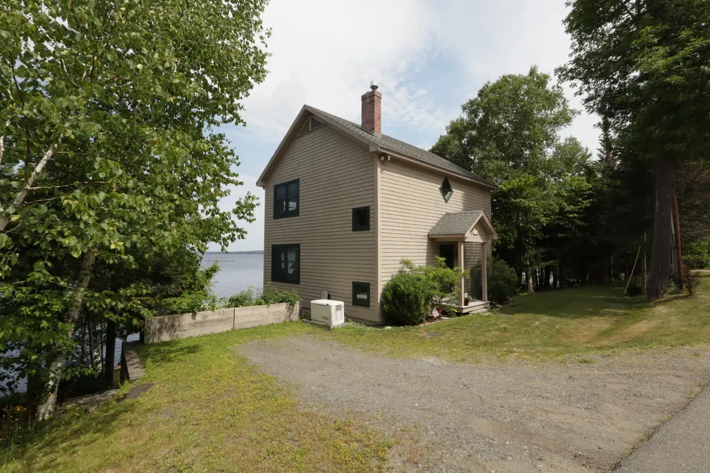 3965 Rockwood Road Rockwood T1 R1 Nbkp ME 04478
