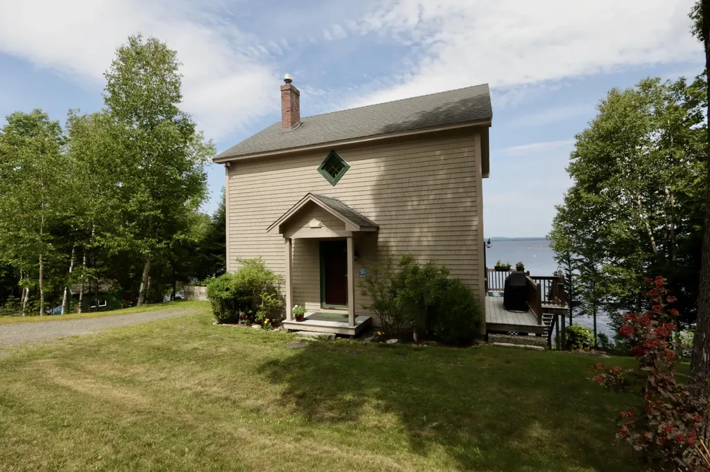 3965 Rockwood Road Rockwood T1 R1 Nbkp ME 04478
