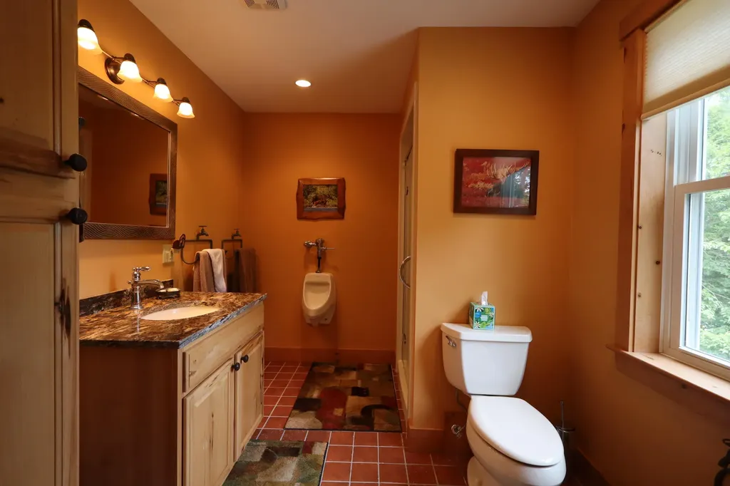 3965 Rockwood Road Rockwood T1 R1 Nbkp ME 04478