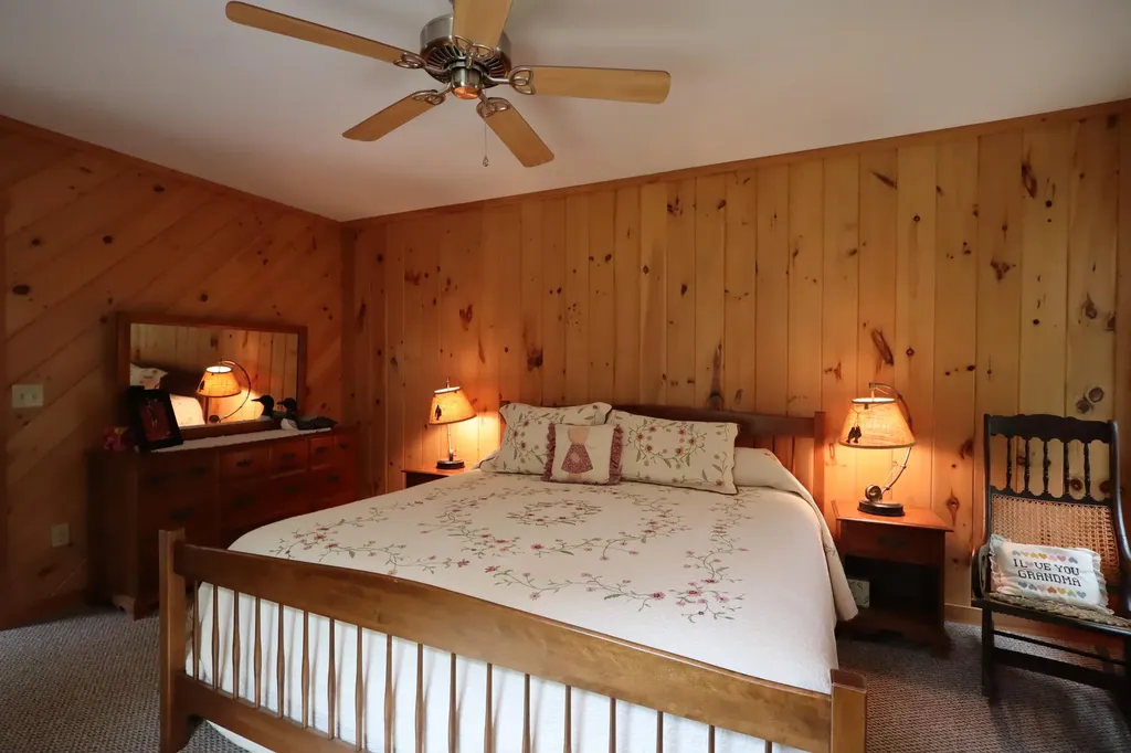 3965 Rockwood Road Rockwood T1 R1 Nbkp ME 04478