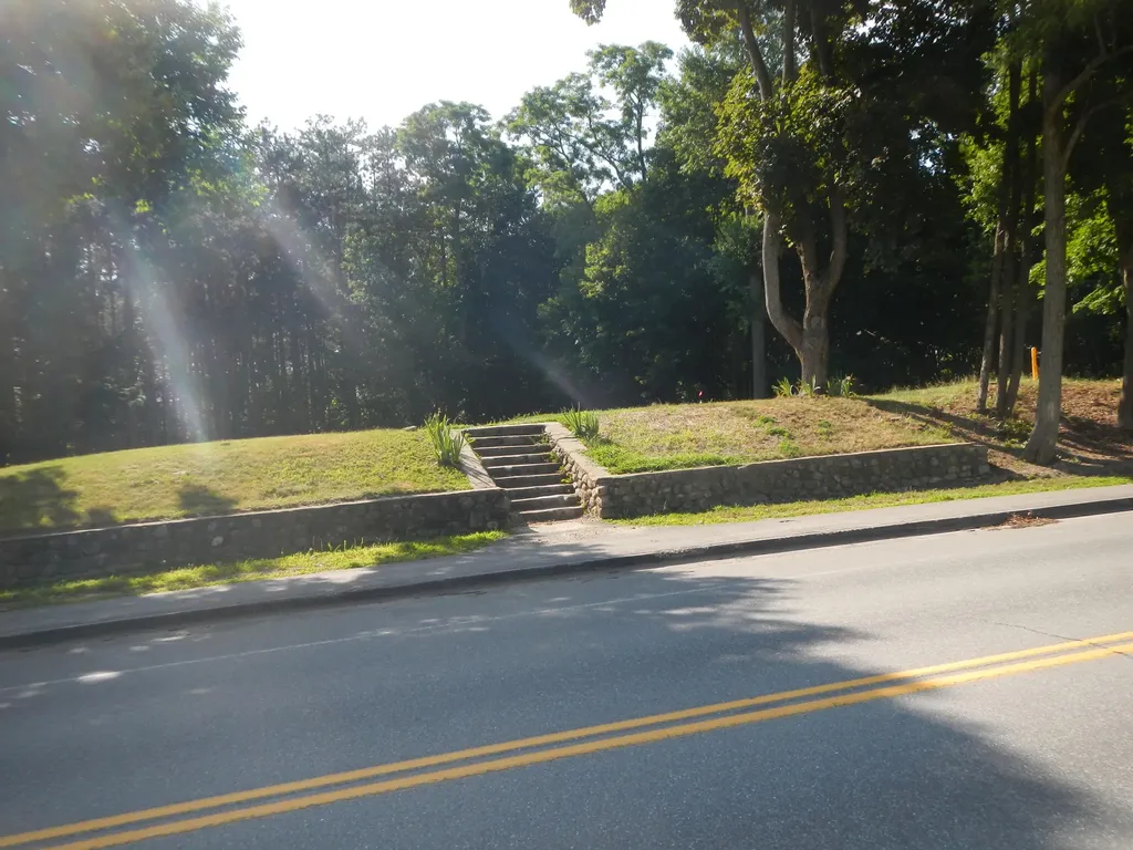 208 Main Street Lincoln ME 04457