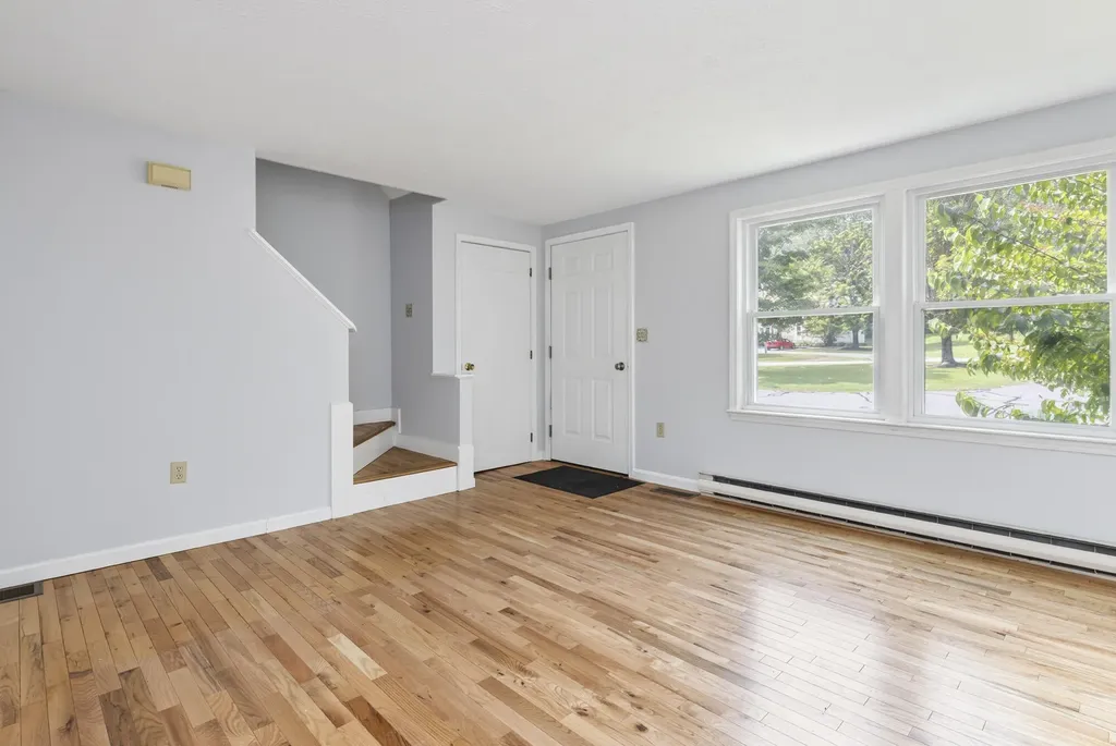 44 Powder Mill Drive Kennebunk ME 04043