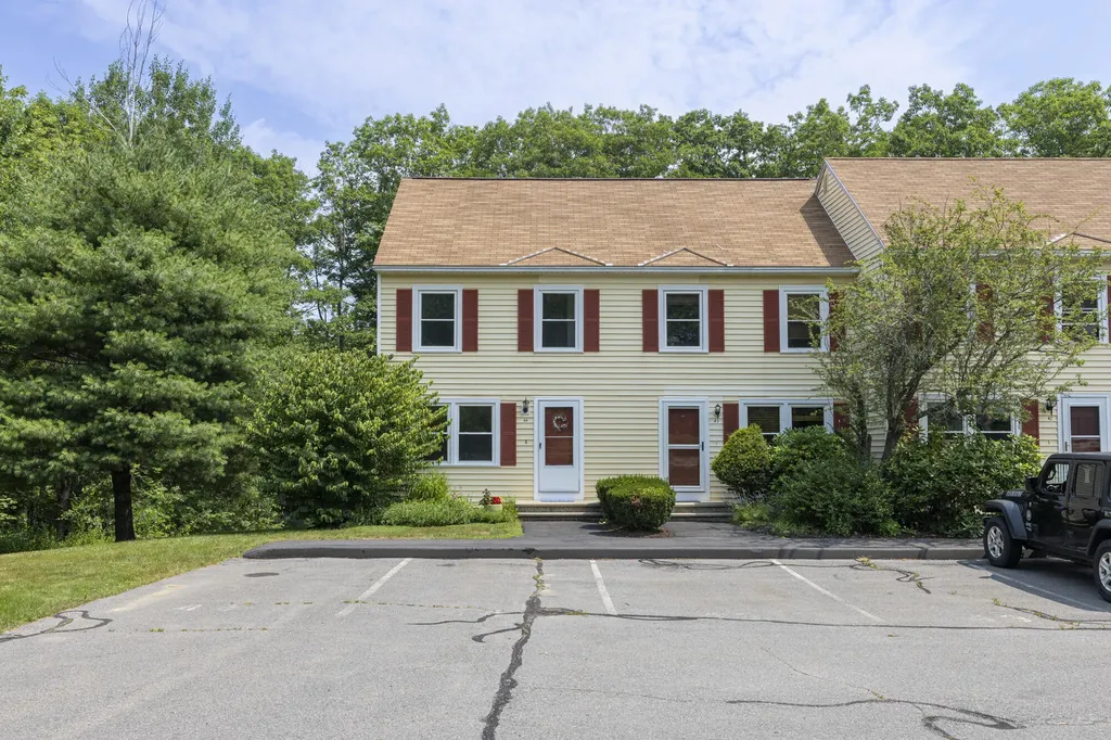 44 Powder Mill Drive Kennebunk ME 04043
