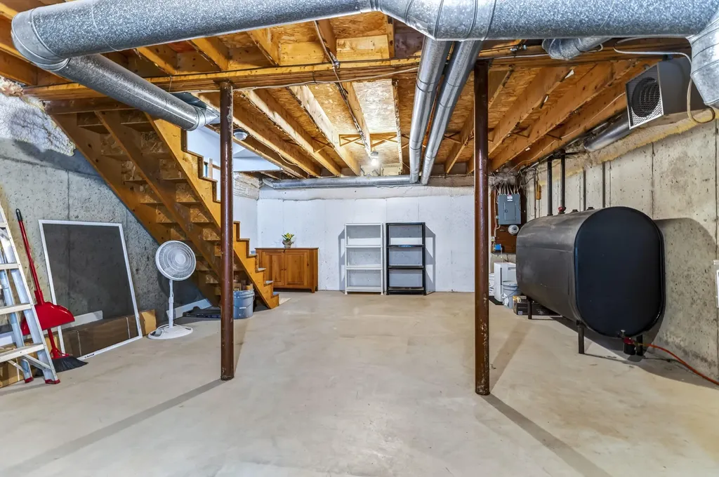 44 Powder Mill Drive Kennebunk ME 04043