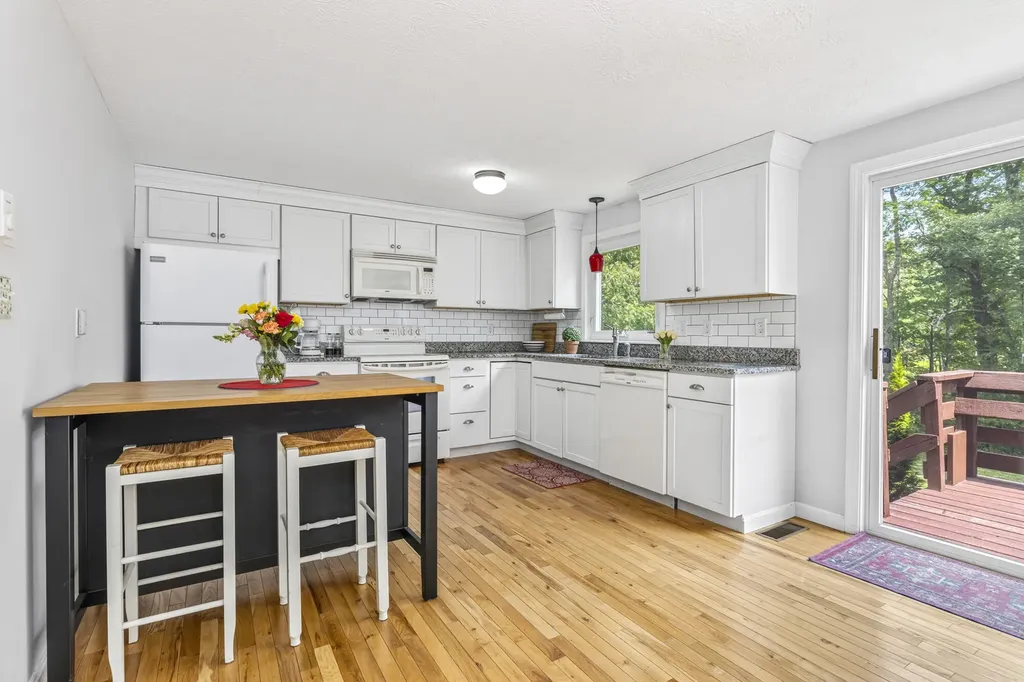 44 Powder Mill Drive Kennebunk ME 04043