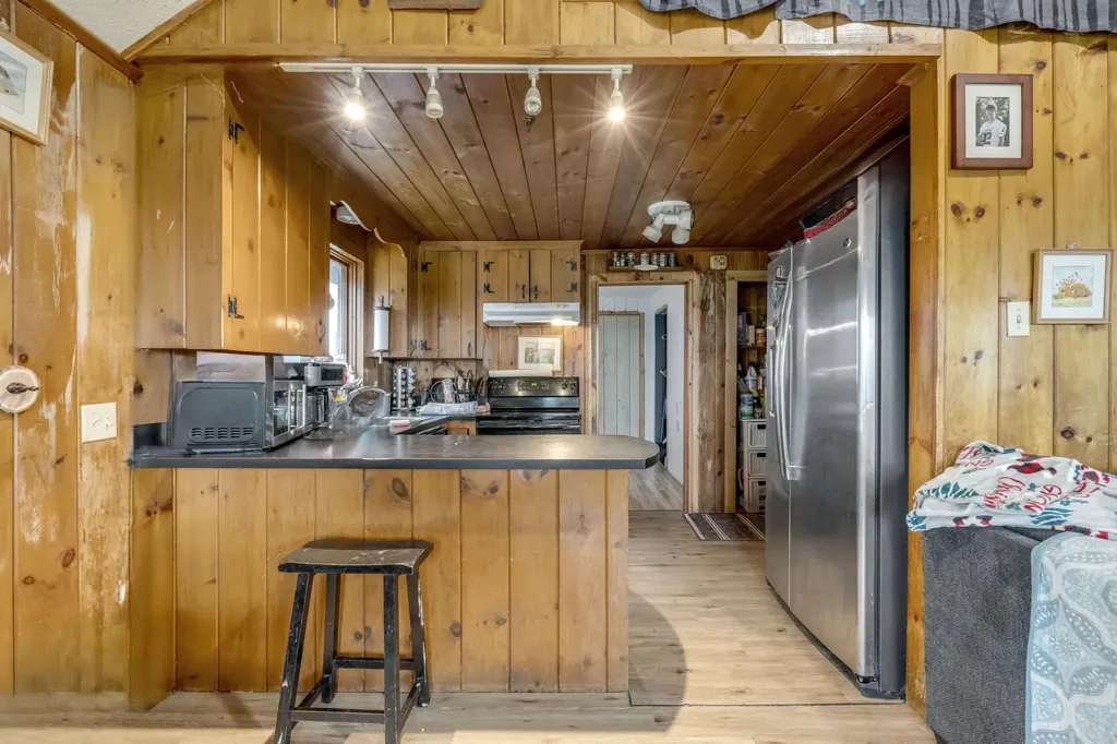 146 Hemingway Road Norway ME 04268