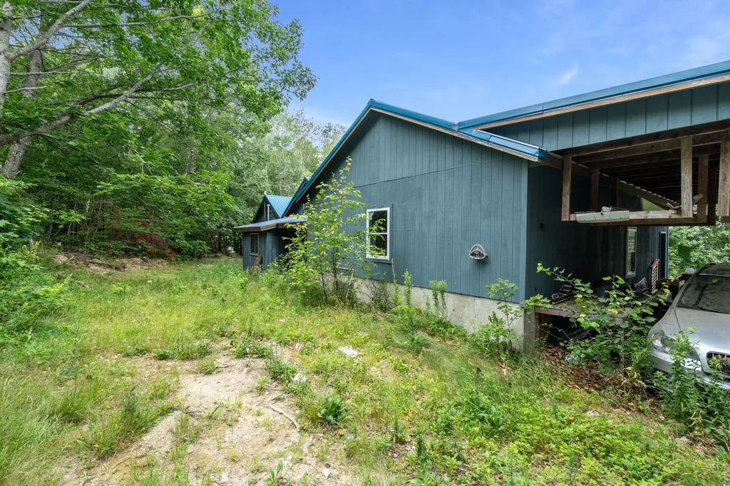 146 Hemingway Road Norway ME 04268